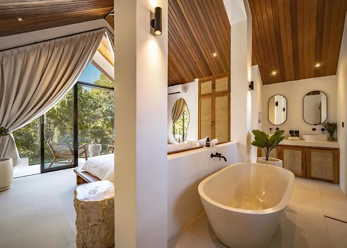 Surf Sanctuary Villa